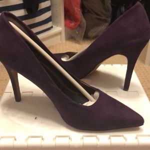 58Lex NY&C purple pumps- size 7.5